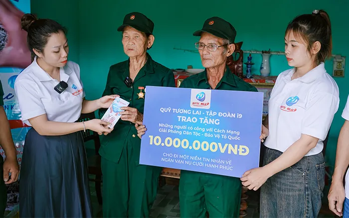 Hỗ trợ khách hàng chuyên nghiệp QQ888