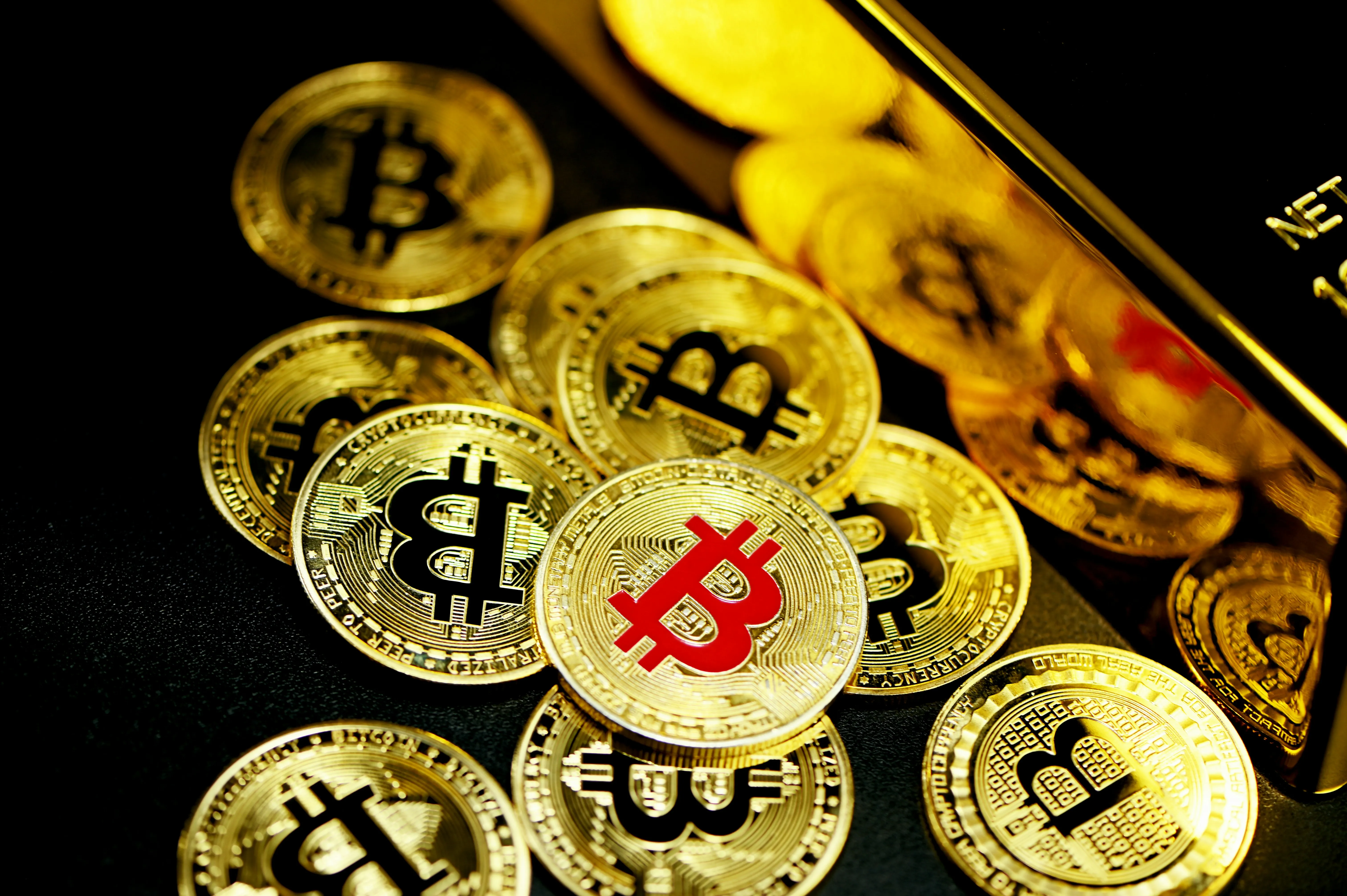 Hình ảnh minh họa các giao dịch tài chính an toàn tại qq888, bao gồm nạp và rút tiền nhanh chóng.